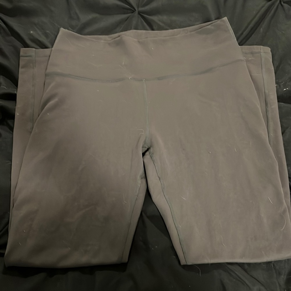 Fabletics powerhold